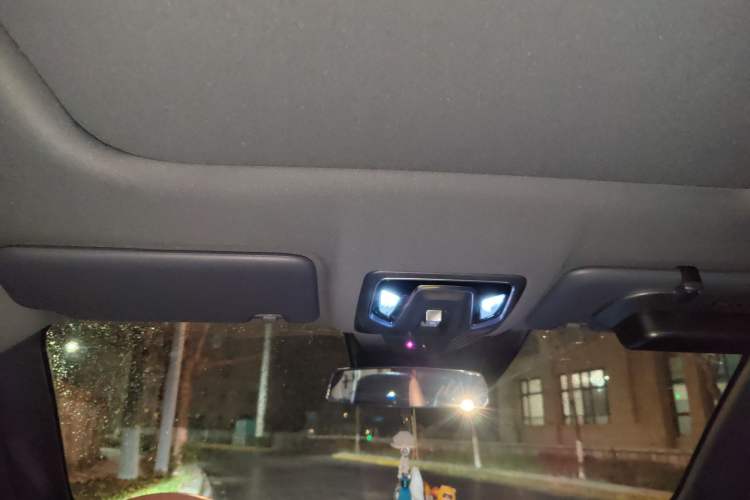 Used CHANGAN UNI-Z New Energy 2024 Blue Whale Smart Electric iDD 125km Excellence Model Headliner