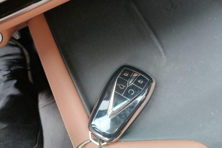 Used CHANGAN UNI-Z New Energy 2024 Blue Whale Smart Electric iDD 125km Beyond Edition Interior 1