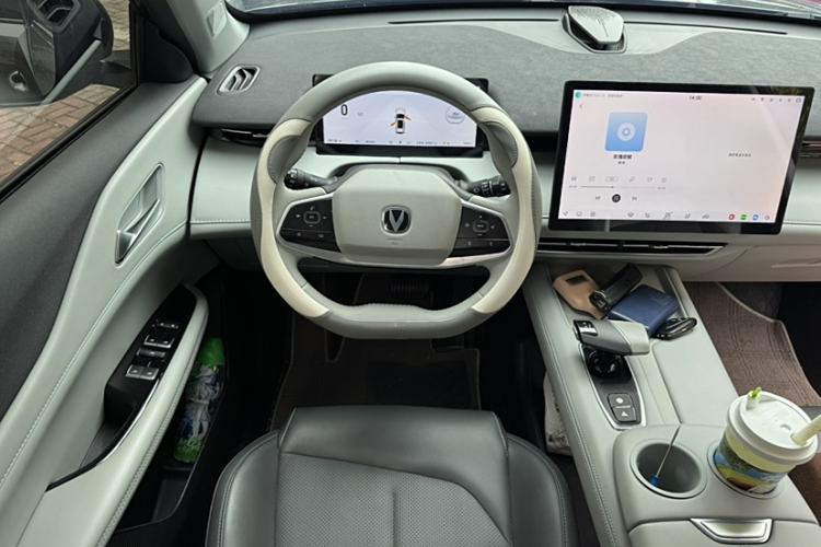 Used CHANGAN UNI-Z New Energy 2024 Blue Whale Smart Electric iDD 125km Leading Model Interior 2
