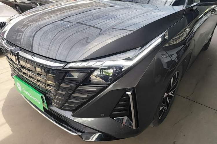 Used CHANGAN UNI-Z New Energy 2024 Blue Whale Smart Electric iDD 125km Excellence Model Left Front Headlight