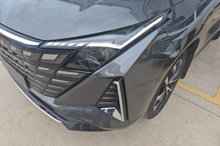 Used CHANGAN UNI-Z New Energy 2024 Blue Whale Smart Electric iDD 125km Beyond Edition Left Front Headlight