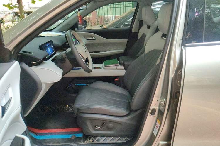 Used CHANGAN UNI-Z New Energy 2024 Blue Whale Smart Electric iDD 125km Beyond Edition Left Front Seat