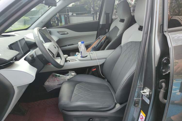 Used CHANGAN UNI-Z New Energy 2024 Blue Whale Smart Electric iDD 125km Beyond Edition Left Front Seat