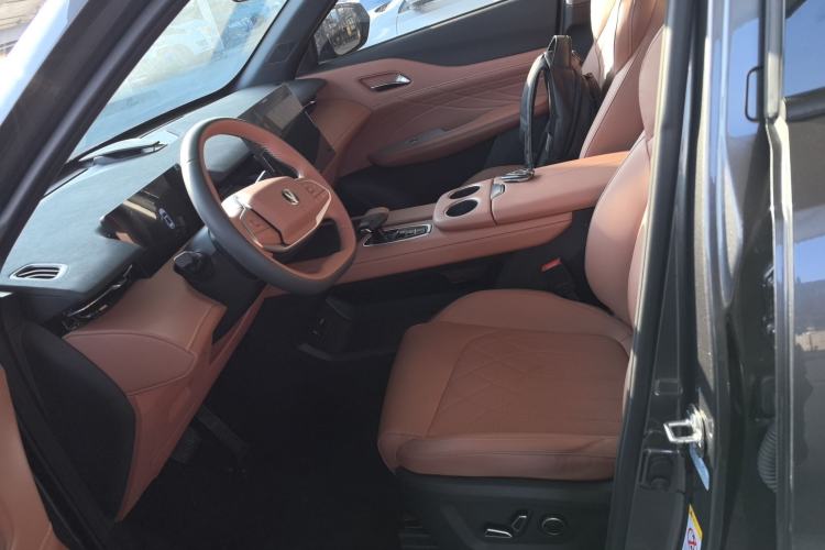 Used CHANGAN UNI-Z New Energy 2024 Blue Whale Smart Electric iDD 125km Excellence Model Left Front Seat