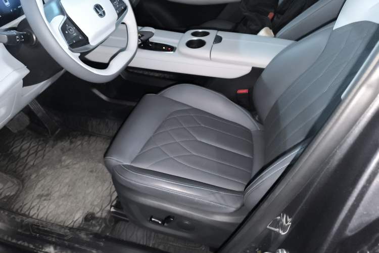 Used CHANGAN UNI-Z New Energy 2024 Blue Whale Smart Electric iDD 125km Beyond Edition Left Front Seat