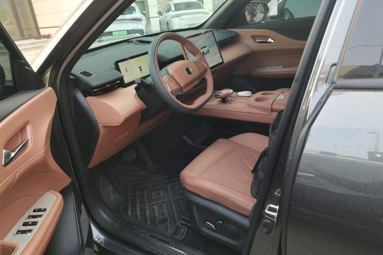 Used CHANGAN UNI-Z New Energy 2024 Blue Whale Smart Electric iDD 125km Beyond Edition Left Front Seat