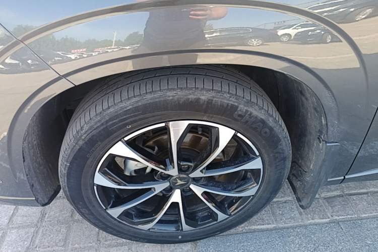 Used CHANGAN UNI-Z New Energy 2024 Blue Whale Smart Electric iDD 125km Excellence Model Left Front Wheel Hub