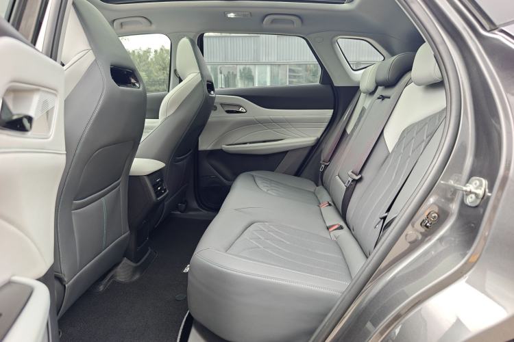 Used CHANGAN UNI-Z New Energy 2024 Blue Whale Smart Electric iDD 125km Excellence Model Left Rear Seat