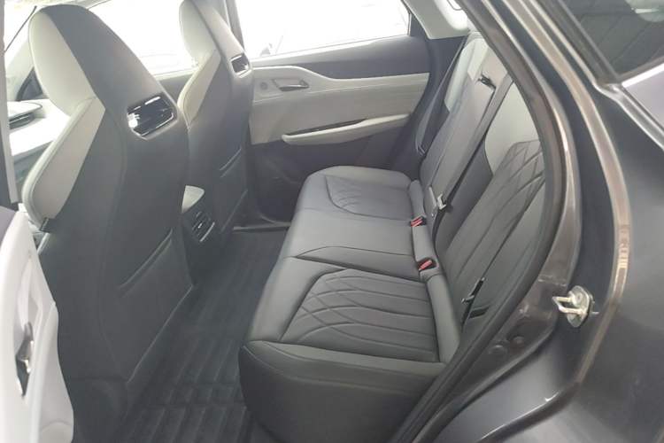 Used CHANGAN UNI-Z New Energy 2024 Blue Whale Smart Electric iDD 125km Excellence Model Left Rear Seat