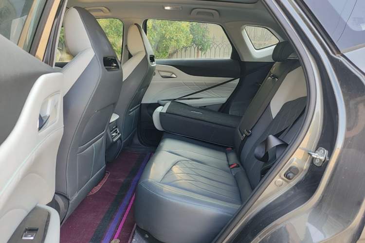Used CHANGAN UNI-Z New Energy 2024 Blue Whale Smart Electric iDD 125km Beyond Edition Left Rear Seat