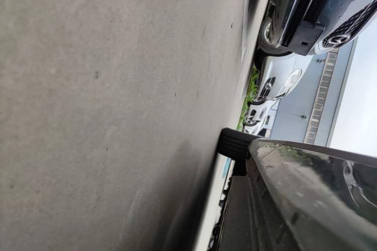 Used CHANGAN UNI-Z New Energy 2024 Blue Whale Smart Electric iDD 125km Excellence Model Left Side Sill