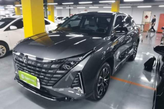 Used CHANGAN UNI-Z New Energy 2024 Blue Whale Smart Electric iDD 125km Beyond Edition
