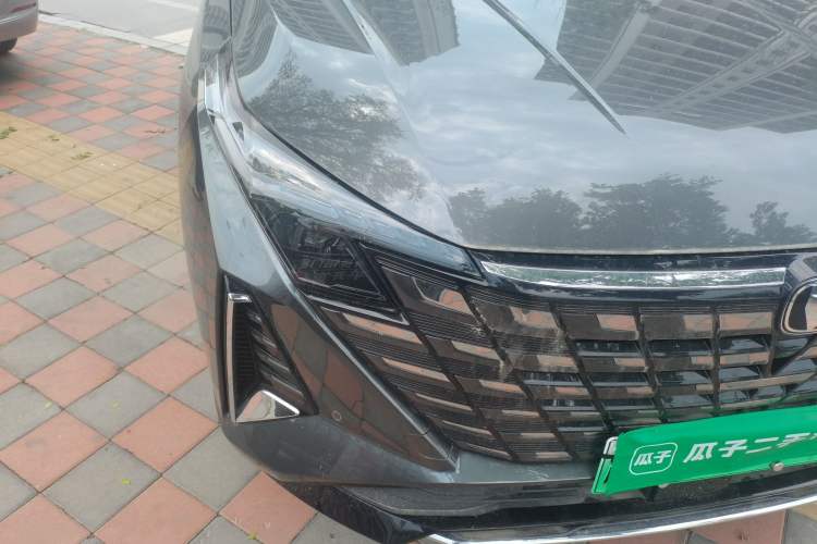 Used CHANGAN UNI-Z New Energy 2024 Blue Whale Smart Electric iDD 125km Beyond Edition Right Front Headlight