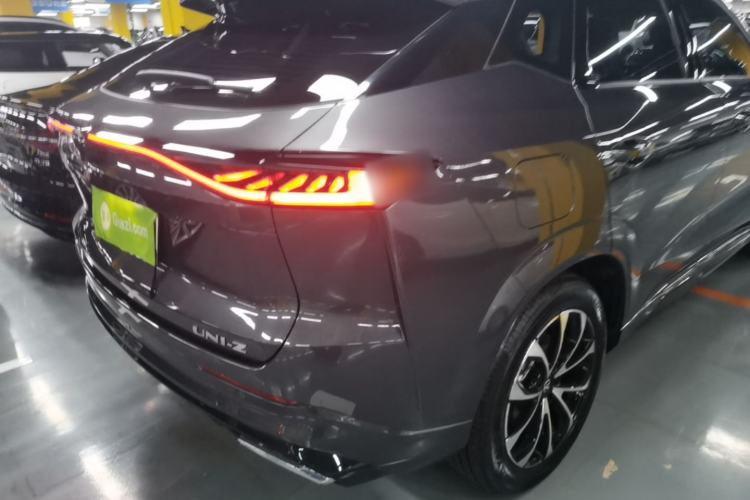 Used CHANGAN UNI-Z New Energy 2024 Blue Whale Smart Electric iDD 125km Beyond Edition Right Rear Taillight