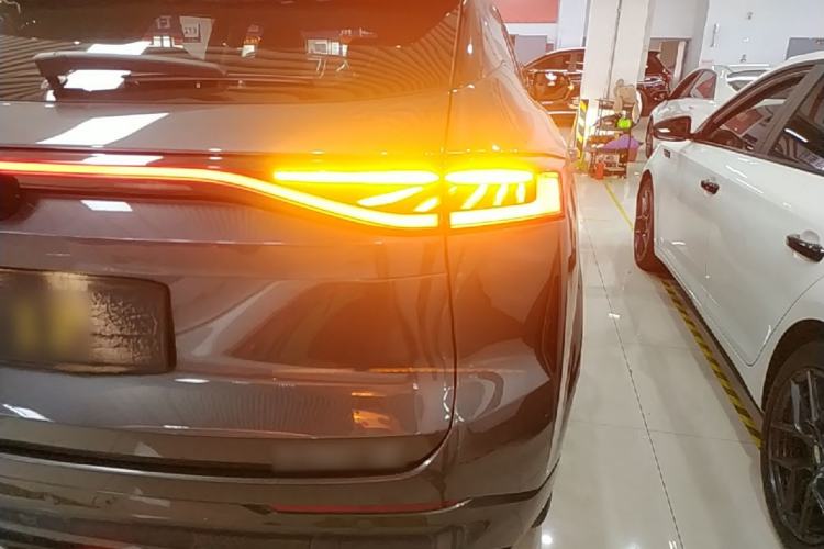 Used CHANGAN UNI-Z New Energy 2024 Blue Whale Smart Electric iDD 125km Beyond Edition Right Rear Taillight