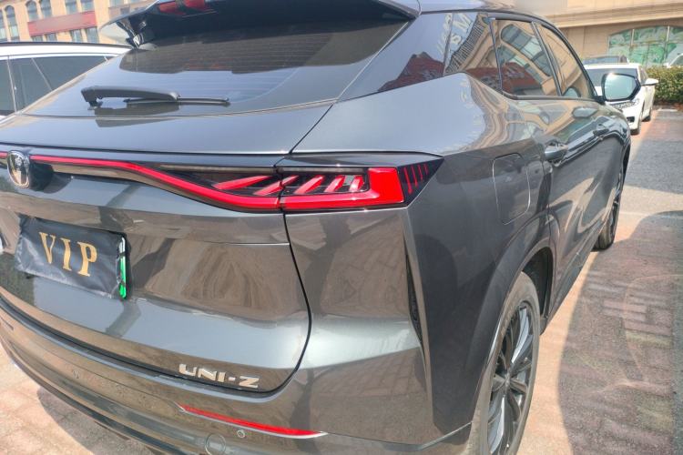 Used CHANGAN UNI-Z New Energy 2024 Blue Whale Smart Electric iDD 125km Leading Model Right Rear Taillight