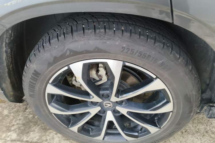 Used CHANGAN UNI-Z New Energy 2024 Blue Whale Smart Electric iDD 125km Beyond Edition Right Rear Wheel Hub