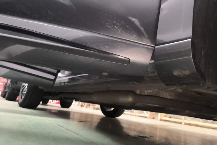 Used CHANGAN UNI-Z New Energy 2024 Blue Whale Smart Electric iDD 125km Beyond Edition Right Side Sill