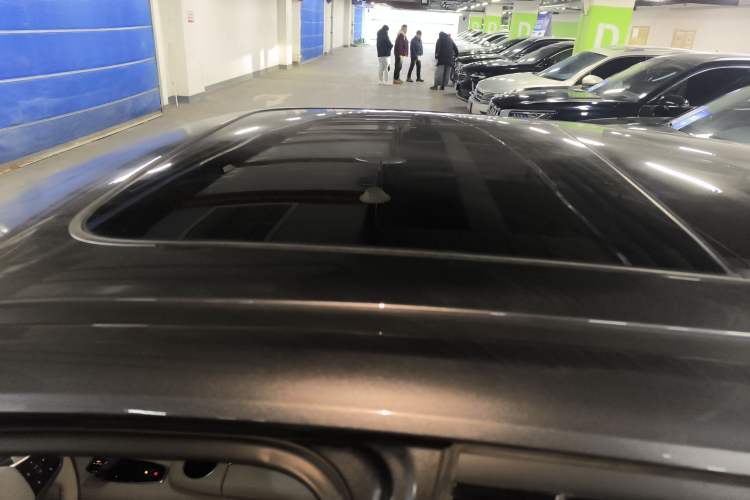 Used CHANGAN UNI-Z New Energy 2024 Blue Whale Smart Electric iDD 125km Beyond Edition Roof
