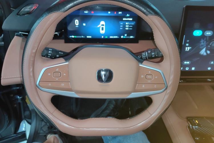 Used CHANGAN UNI-Z New Energy 2024 Blue Whale Smart Electric iDD 125km Beyond Edition Steering Wheel