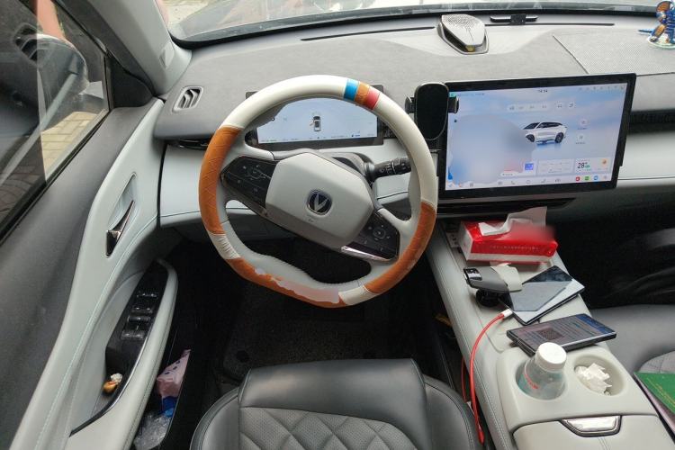 Used CHANGAN UNI-Z New Energy 2024 Blue Whale Smart Electric iDD 125km Excellence Model Steering Wheel