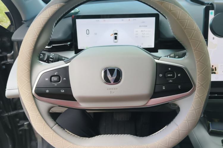 Used CHANGAN UNI-Z New Energy 2024 Blue Whale Smart Electric iDD 125km Beyond Edition Steering Wheel