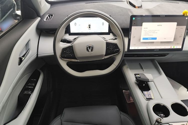 Used CHANGAN UNI-Z New Energy 2024 Blue Whale Smart Electric iDD 125km Excellence Model Steering Wheel
