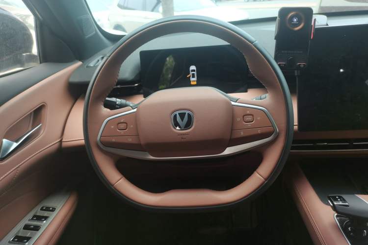 Used CHANGAN UNI-Z New Energy 2024 Blue Whale Smart Electric iDD 125km Beyond Edition Steering Wheel