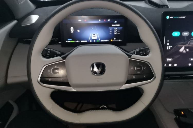 Used CHANGAN UNI-Z New Energy 2024 Blue Whale Smart Electric iDD 125km Beyond Edition Steering Wheel