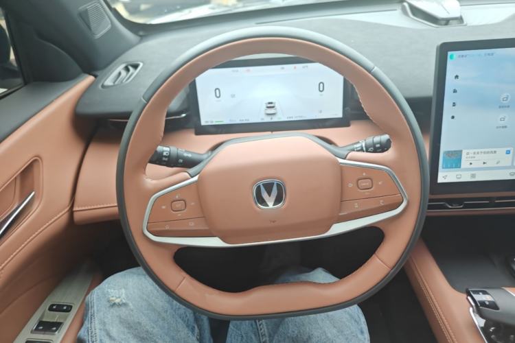 Used CHANGAN UNI-Z New Energy 2024 Blue Whale Smart Electric iDD 125km Beyond Edition Steering Wheel