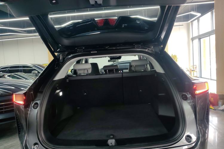 Used CHANGAN UNI-Z New Energy 2024 Blue Whale Smart Electric iDD 125km Beyond Edition Trunk