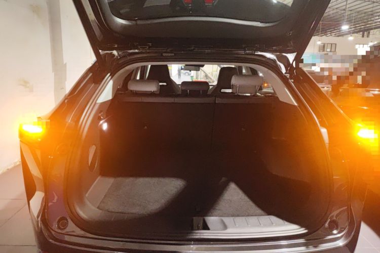 Used CHANGAN UNI-Z New Energy 2024 Blue Whale Smart Electric iDD 125km Beyond Edition Trunk