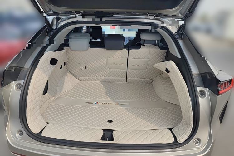 Used CHANGAN UNI-Z New Energy 2024 Blue Whale Smart Electric iDD 125km Excellence Model Trunk