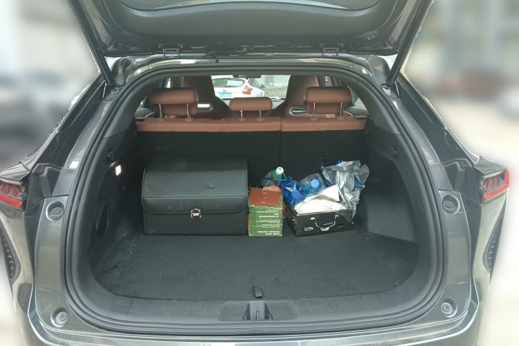 Used CHANGAN UNI-Z New Energy 2024 Blue Whale Smart Electric iDD 125km Beyond Edition Trunk
