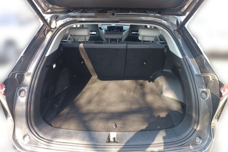 Used CHANGAN UNI-Z New Energy 2024 Blue Whale Smart Electric iDD 125km Beyond Edition Trunk