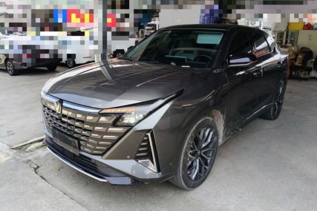 Used CHANGAN UNI-Z New Energy 2024 Blue Whale Smart Electric iDD 125km Excellence Model