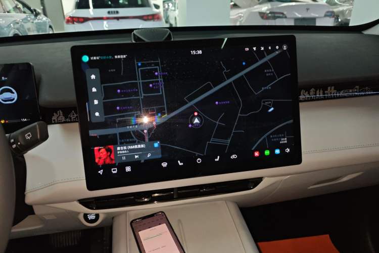 Used CHANGAN UNI-Z New Energy 2024 Blue Whale Smart Electric iDD 125km Excellence Model Audio And AC Panel
