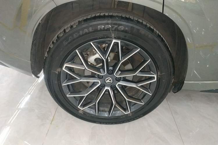 Used CHANGAN UNI-Z New Energy 2024 Blue Whale Smart Electric iDD 125km Excellence Model Exterior 3