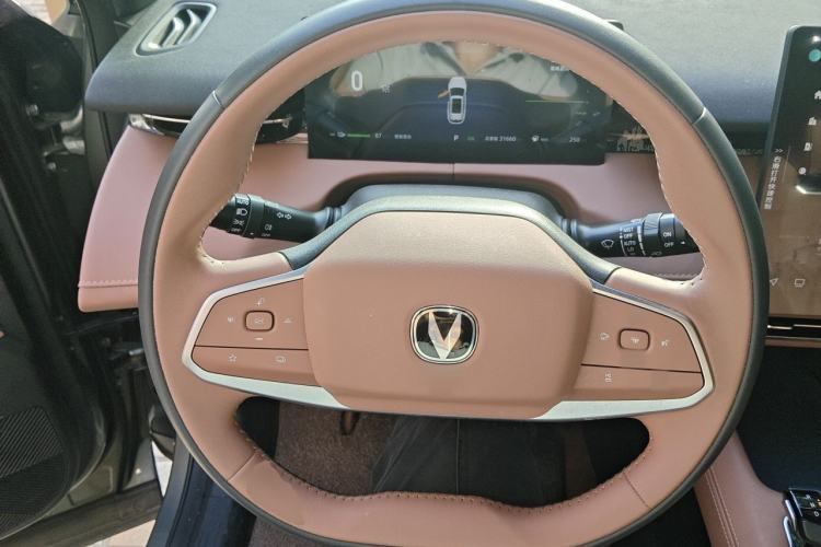 Used CHANGAN UNI-Z New Energy 2024 Blue Whale Smart Electric iDD 125km Excellence Model Steering Wheel
