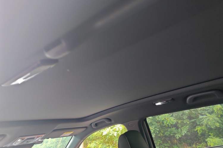 Used CHANGAN UNI-Z New Energy 2024 Blue Whale Smart Electric iDD 125km Beyond Edition Headliner
