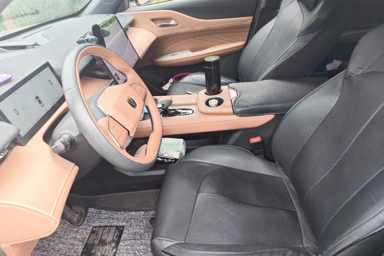Used CHANGAN UNI-Z New Energy 2024 Blue Whale Smart Electric iDD 125km Beyond Edition Left Front Seat