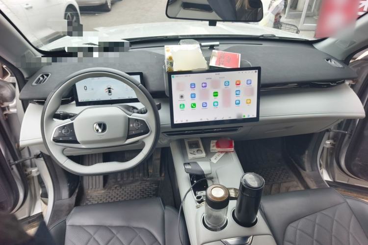 Used CHANGAN UNI-Z New Energy 2024 Blue Whale Smart Electric iDD 125km Beyond Edition Center Console