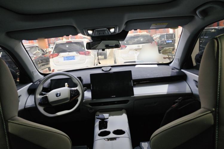Used CHANGAN UNI-Z New Energy 2024 Blue Whale Smart Electric iDD 125km Excellence Model Center Console