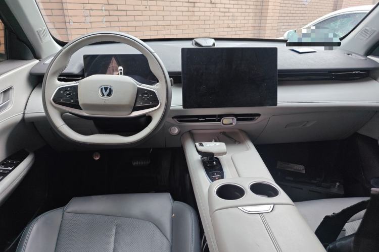 Used CHANGAN UNI-Z New Energy 2024 Blue Whale Smart Electric iDD 125km Leading Model Center Console