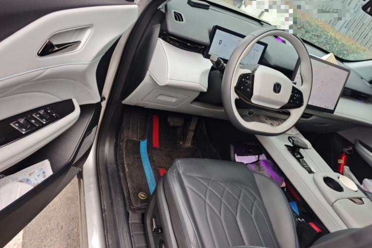 Used CHANGAN UNI-Z New Energy 2024 Blue Whale Smart Electric iDD 125km Excellence Model Driver Seat