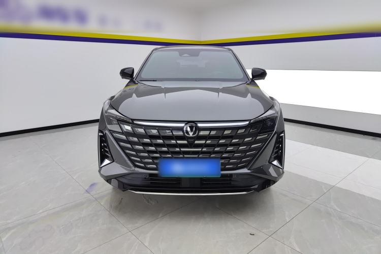 Used CHANGAN UNI-Z New Energy 2024 Blue Whale Smart Electric iDD 125km Excellence Model Front