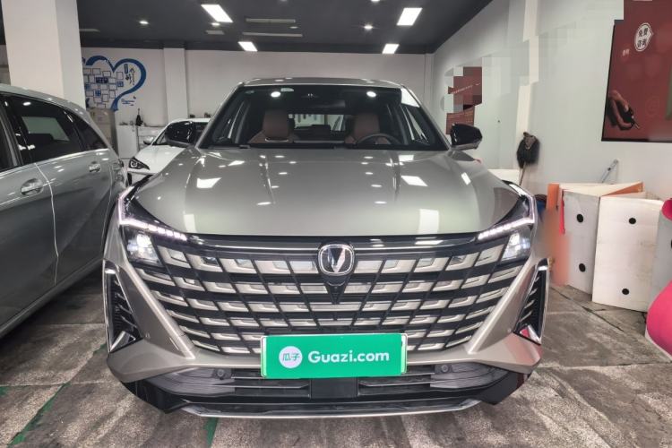 Used CHANGAN UNI-Z New Energy 2024 Blue Whale Smart Electric iDD 125km Excellence Model Front