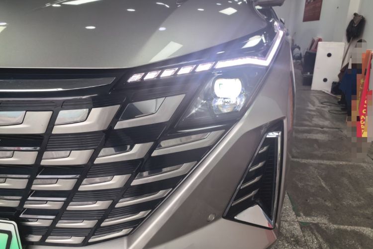 Used CHANGAN UNI-Z New Energy 2024 Blue Whale Smart Electric iDD 125km Excellence Model Left Front Headlight