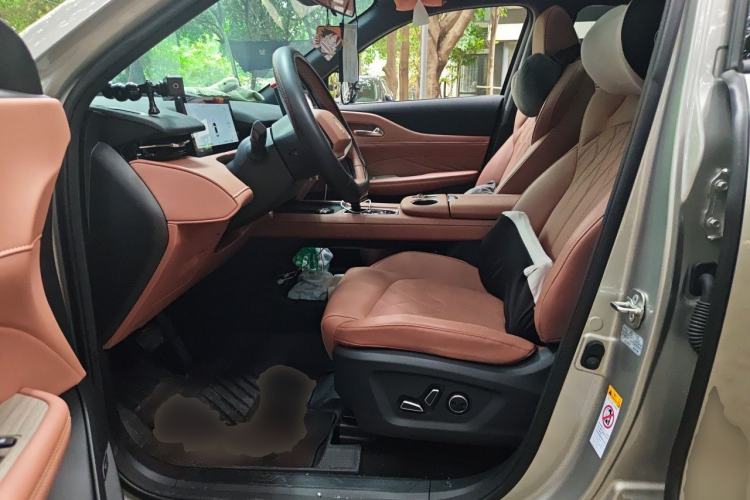Used CHANGAN UNI-Z New Energy 2024 Blue Whale Smart Electric iDD 125km Excellence Model Left Front Seat