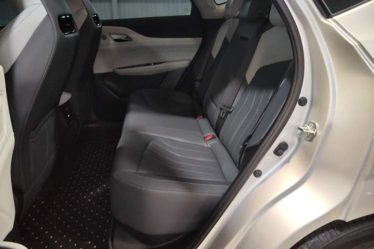 Used CHANGAN UNI-Z New Energy 2024 Blue Whale Smart Electric iDD 125km Excellence Model Left Rear Seat